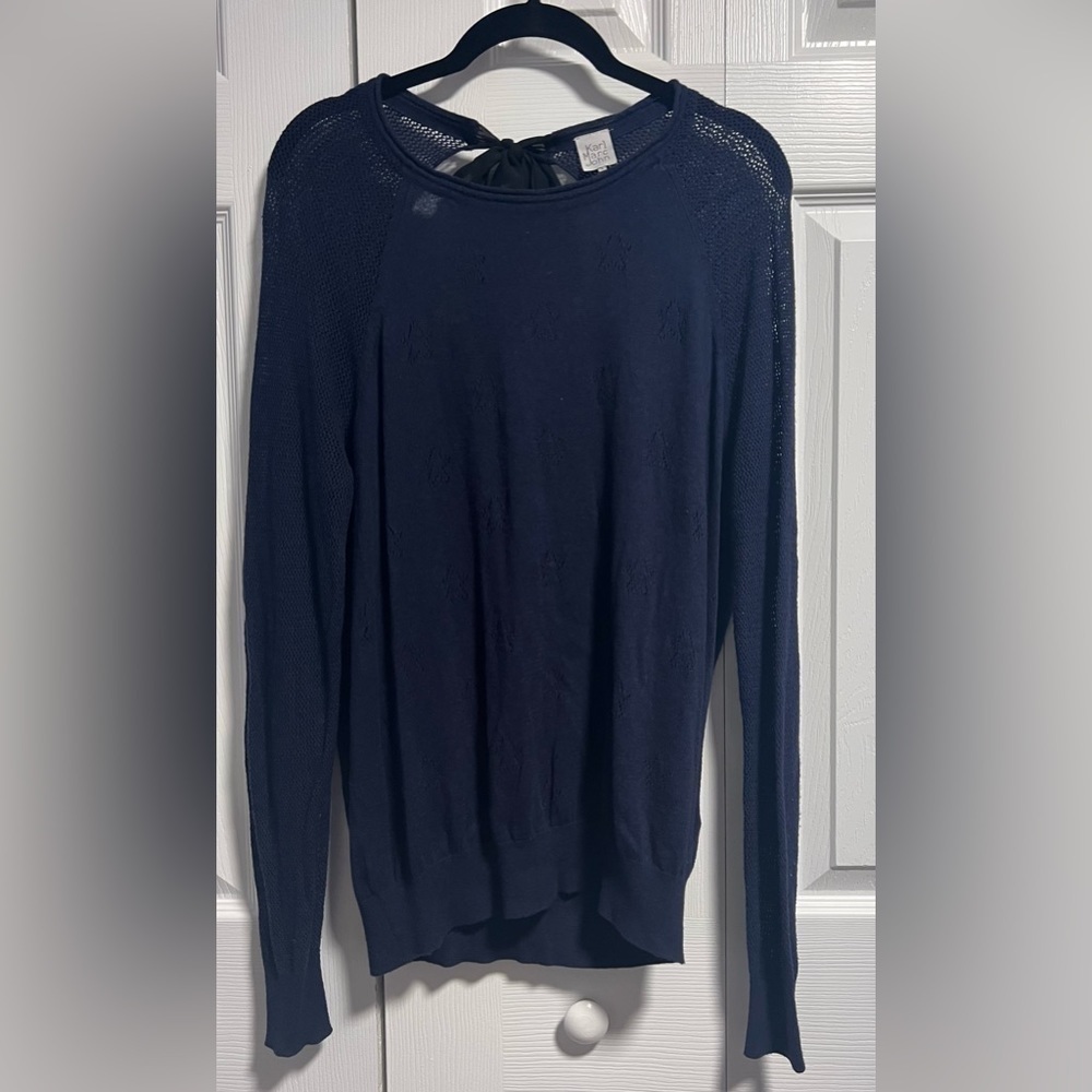 Karl Marc John pullover sweater with star design and bow on back
